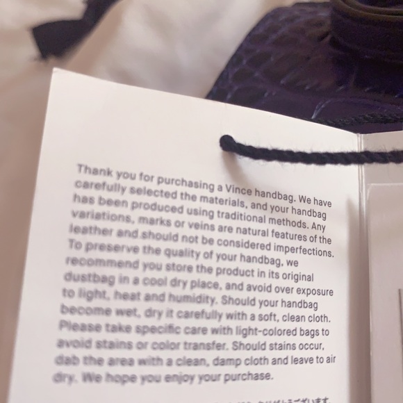 Vince Signatue V crocodile embossed leather purse with dust bag - Picture 7 of 8